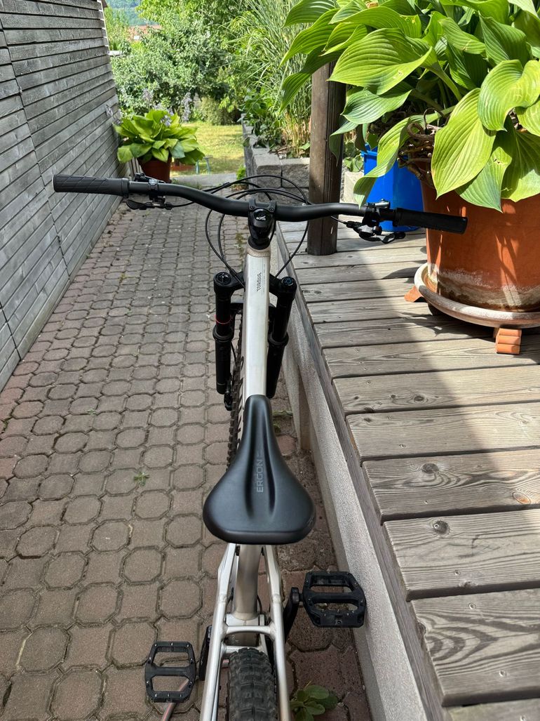 Brugt Canyon Torque 6 2025 2025 Mountainbike — billede 5 af 13
