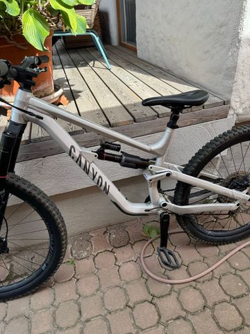 Used Canyon Torque 6 2025 2025 Mountainbike, White, 29, 27.5 — image 2 of 13