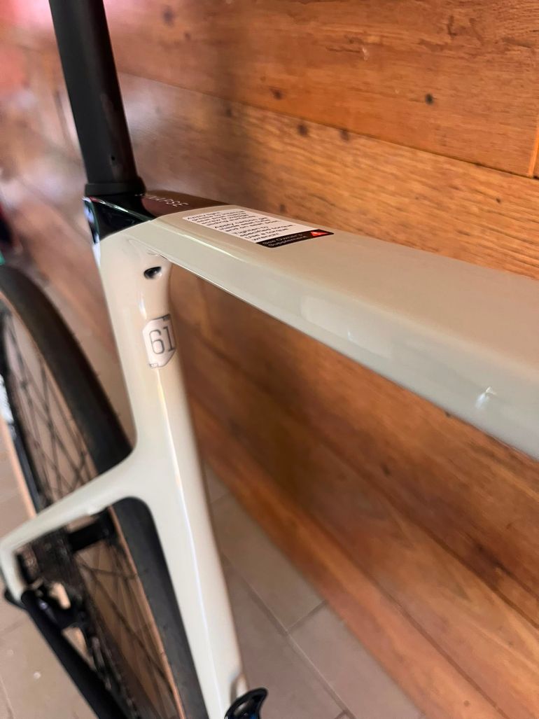 Cannondale Synapse Carbon 4 2026 2026 Road & Gravel usato, Grigio chiaro — immagine 11 di 14