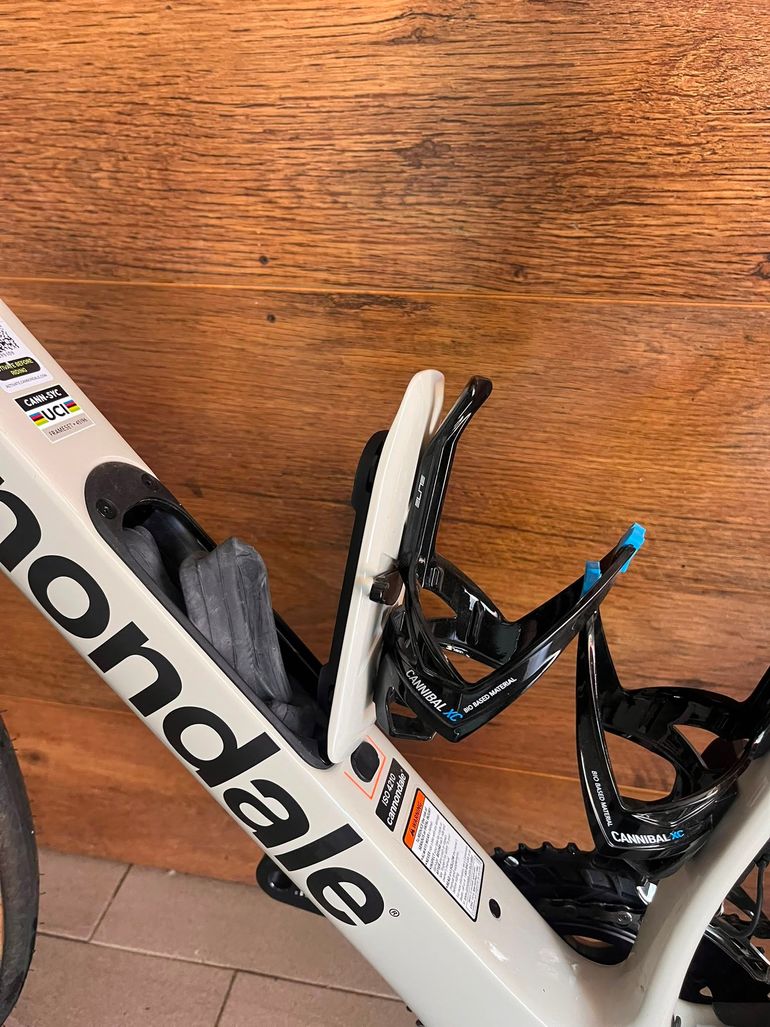 Cannondale Synapse Carbon 4 2026 2026 Road & Gravel usato, Grigio chiaro — immagine 9 di 14