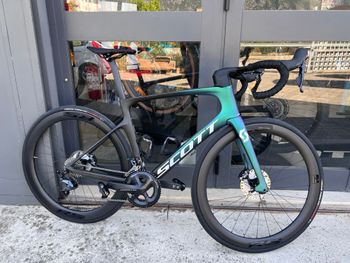 Scott Foil 30 2021 2021 Road & Gravel d'occasion