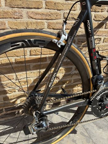 Used Kuota Kom SRAM Red eTap 2013 Road & Gravel, Black — image 3 of 15