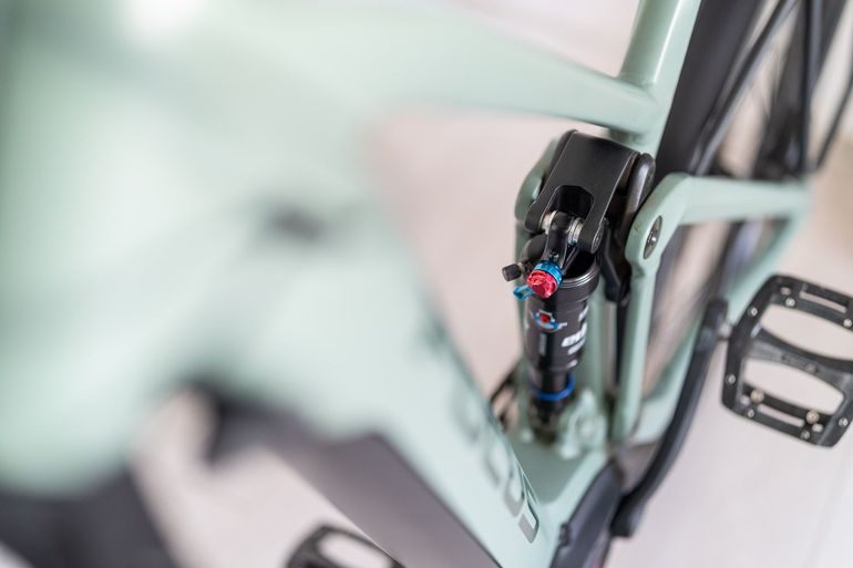 Used Focus Thron SRAM GX 2021 Mountainbike, Green — image 16 of 38