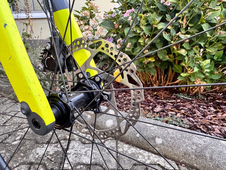 Used CUBE 2022 2022 Road & Gravel, Light Gray — image 5 of 9
