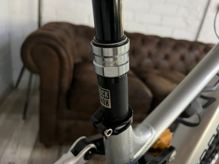 Mondraker LEVEL RR 2022 2022 Mountainbike usato, Grigio chiaro — immagine 5 di 30