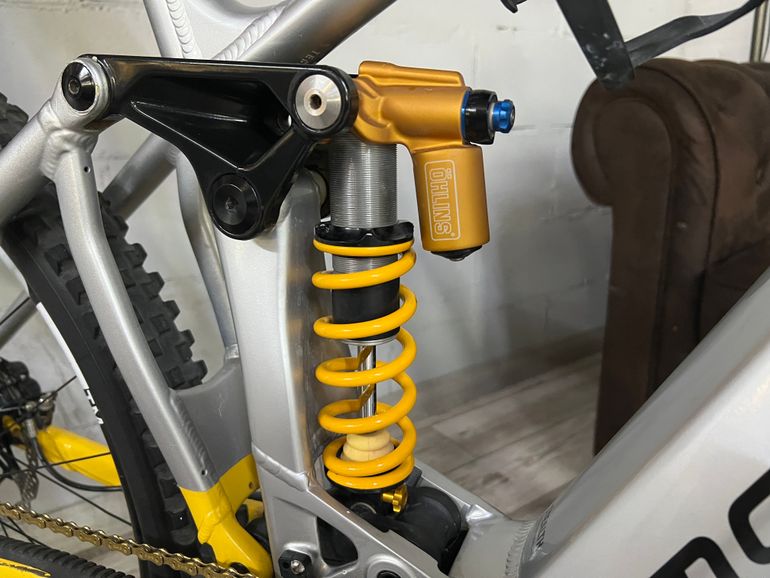 Mondraker LEVEL RR 2022 2022 Mountainbike usato, Grigio chiaro — immagine 20 di 30