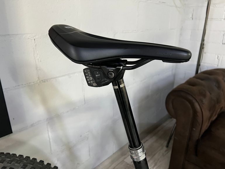 Mondraker LEVEL RR 2022 2022 Mountainbike usato, Grigio chiaro — immagine 3 di 30