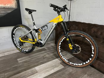 Mondraker LEVEL RR 2022 2022 MTB usato
