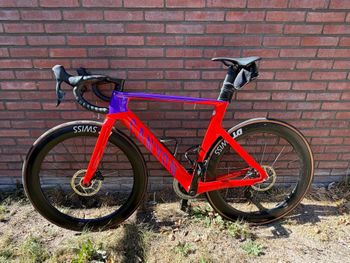 Canyon Aeroad CF SLX 7 Disc eTap 2023 2023 Road & Gravel d'occasion