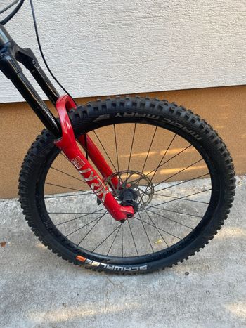 Używany Trek Slash 7 2022 2022 Mountainbike — zdjęcie 6 z 8