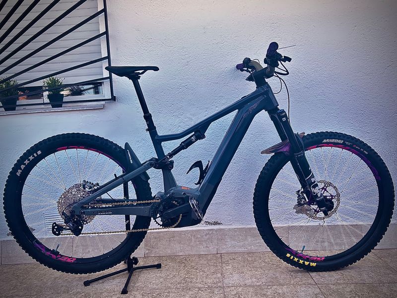 Tweedehands Focus JAM ² 6.8 2023 2023 MTB