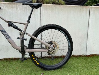 Brugt Rose Ground Control 2 2025 2025 Mountainbike — billede 4 af 9