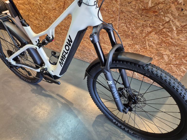 Amflow TL Carbon 2026 Urban usato, Bianco — immagine 4 di 6
