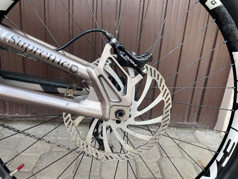 Brugt Commencal SUPREME DH V4 2022 Mountainbike — billede 6 af 11