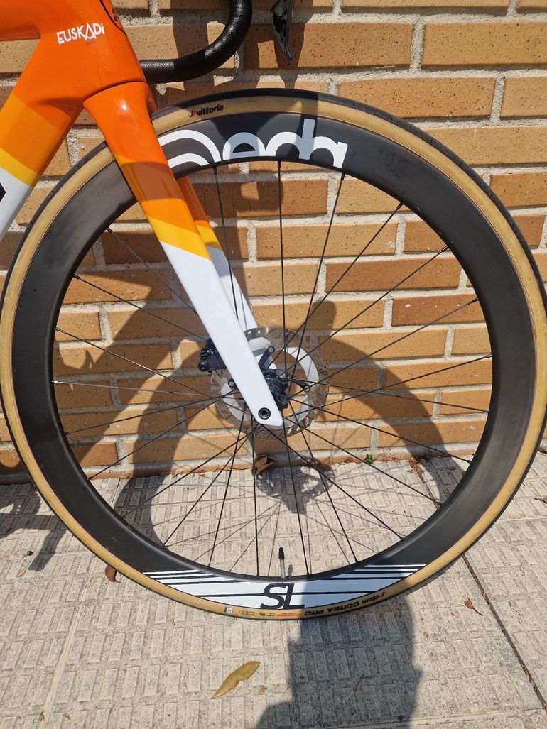 Used Mendiz Custom Shimano Ultegra Di2 2025 Road & Gravel, Orange — image 5 of 10