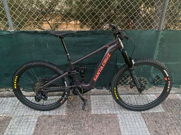 Santa Cruz Vala AL 70 2026 2026 Mountainbike usato, Viola — immagine 6 di 10