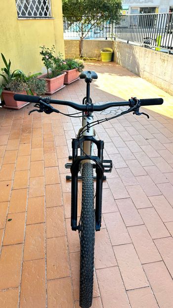 Gebrauchtes KTM MYROON PRO 2024 2024 Mountainbike, Hellgrau — Bild 4 von 5