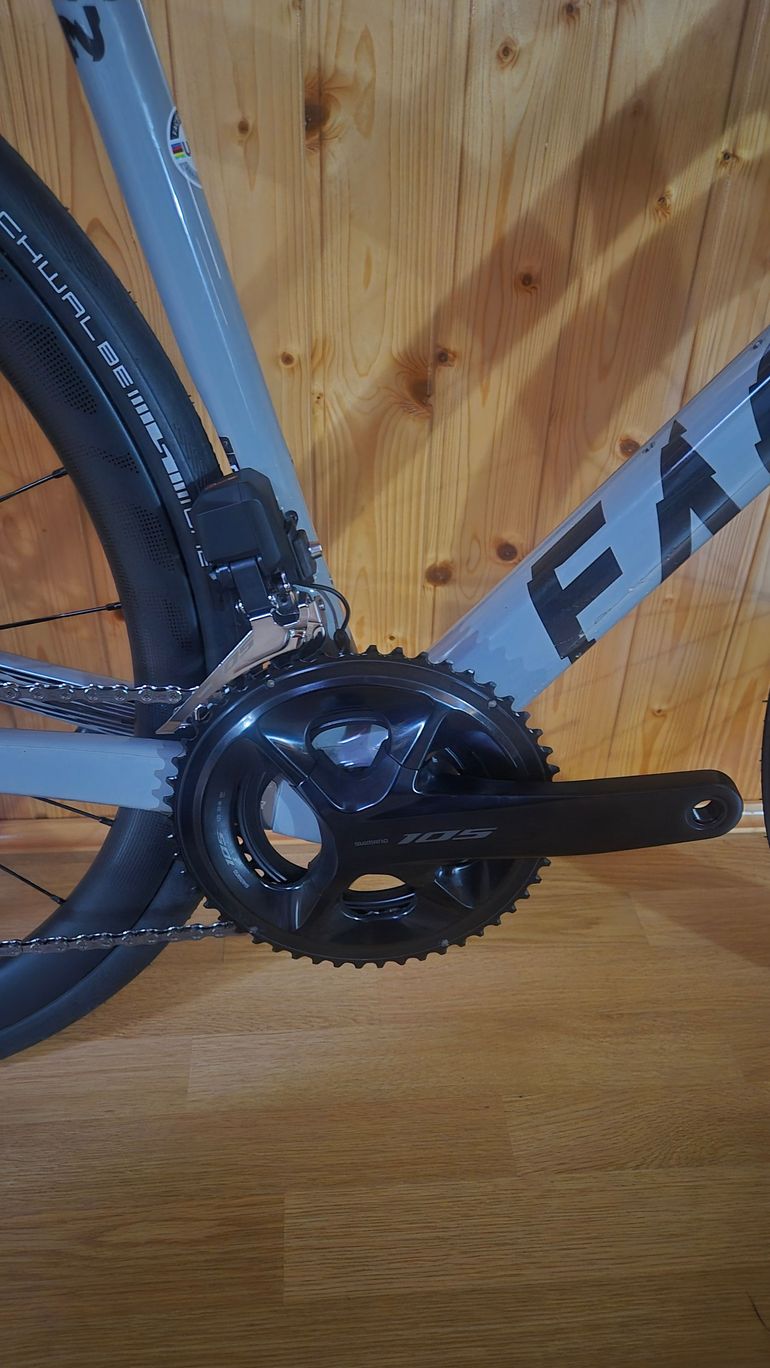 Použité Factor O2 2025 Road & Gravel — obrázek 3 z 6