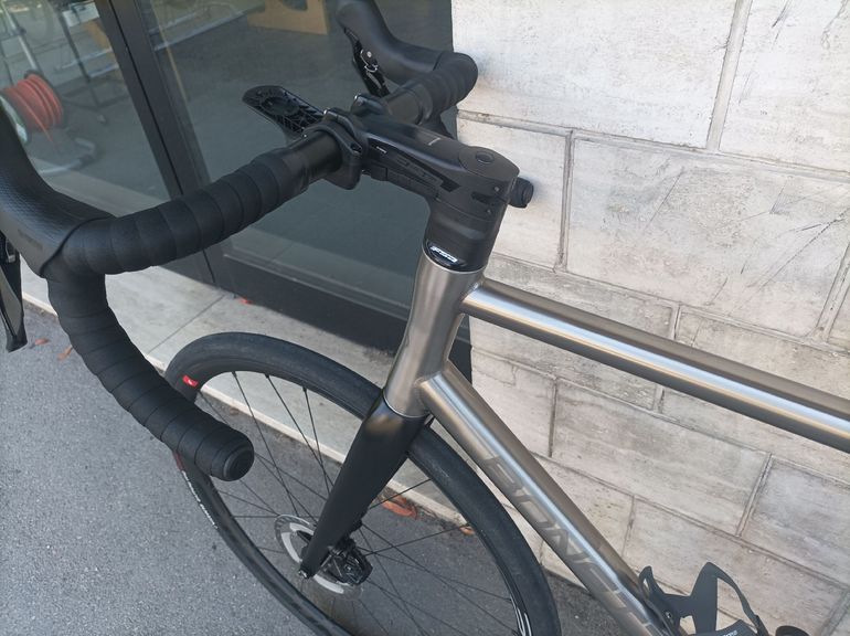 Tweedehands Bonetti Custom Shimano 105 2023 Road & Gravel — afbeelding 6 van 8