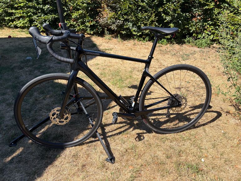 Brugt Cannondale Synapse Shimano 105 2023 Road & Gravel — billede 2 af 10