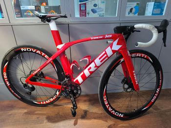 Trek Madone Shimano Ultegra 2022 Road & Gravel d'occasion