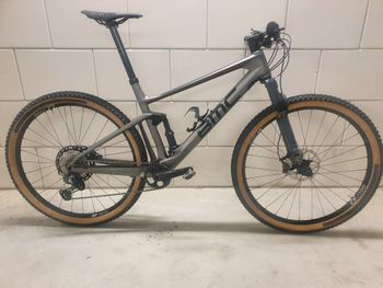 Gebrauchtes BMC Fourstroke 01 TWO 2021 2021 Mountainbike, Hellgrau, 29 — Bild 2 von 8