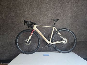 Used Orbea ORCA M30i 2024 2024 Road & Gravel, White — image 2 of 9