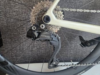 Używany Orbea ORCA M30i 2024 2024 Road & Gravel — zdjęcie 3 z 9