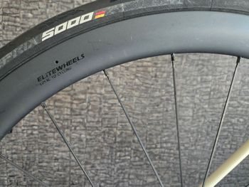 Używany Orbea ORCA M30i 2024 2024 Road & Gravel — zdjęcie 8 z 9