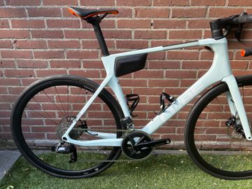 Tweedehands CUBE AGREE C:62, PRO 2024 2024 Road & Gravel — afbeelding 3 van 13