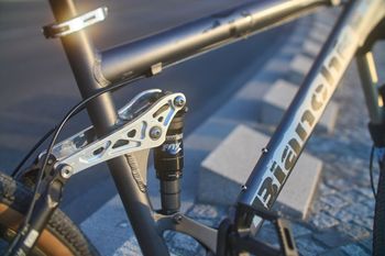 Bianchi Legor 5600 2007 Mountainbike usato, Grigio chiaro — immagine 3 di 14