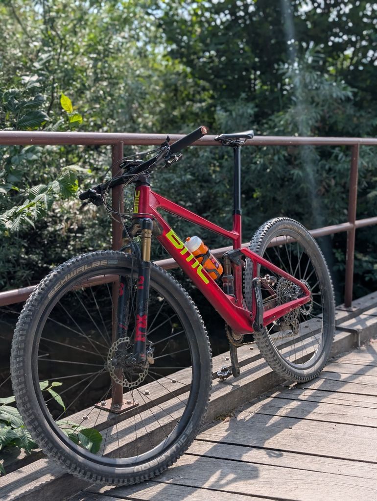 BMC Fourstroke 01 ONE 2022 2022 Mountainbike de segunda mano, Rojo — imagen 7 de 8