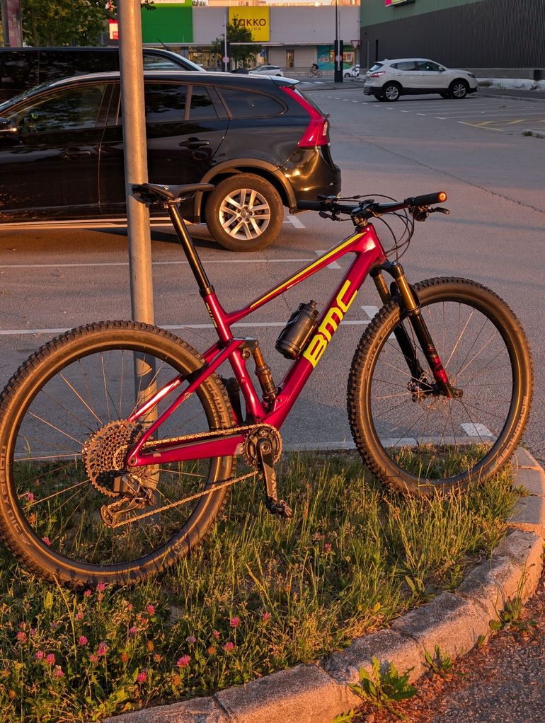 BMC Fourstroke 01 ONE 2022 2022 Mountainbike de segunda mano, Rojo — imagen 8 de 8