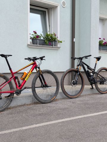 Used BMC Fourstroke 01 ONE 2022 2022 Mountainbike, Red, 29 — image 4 of 8