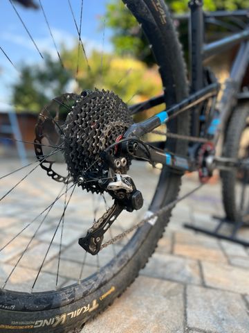 Used Focus JAM Evo 29 2018 2018 Mountainbike, Blue, 29 — image 2 of 5