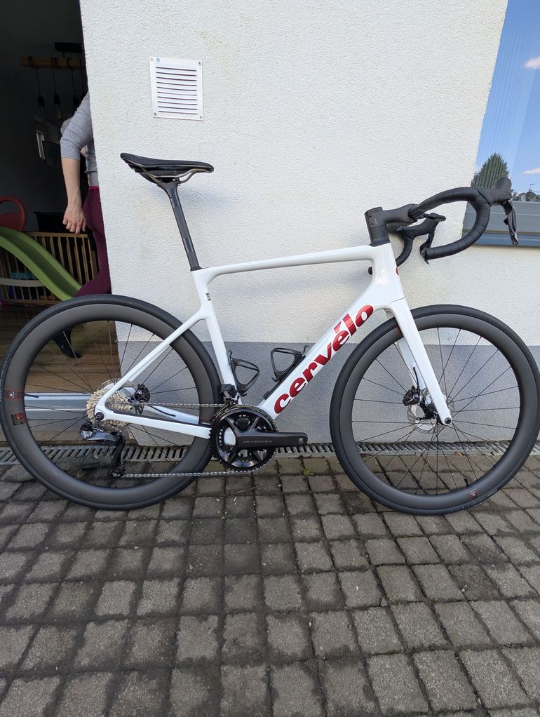 Used Cervélo Caledonia Shimano Ultegra Di2 2026 Road & Gravel, White — image 3 of 3