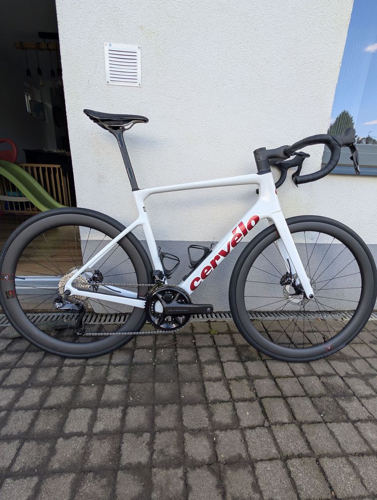 Used Cervélo Caledonia Shimano Ultegra Di2 2026 Road & Gravel, White — image 2 of 3