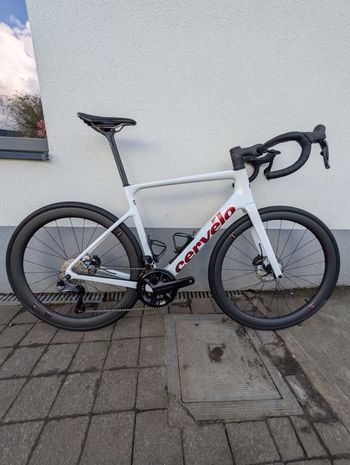 Used Cervélo Caledonia Shimano Ultegra Di2 2026 Road & Gravel