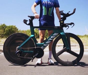 Canyon Speedmax CF SLX 8 eTap 2023 2023 Road & Gravel usato