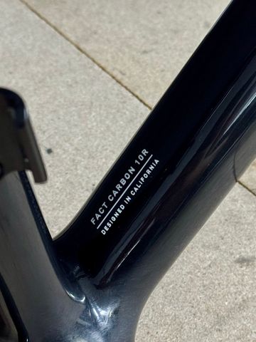 Used Specialized Tarmac SL8 Frameset 2025 Frameset 2025 Road & Gravel, Black — image 3 of 9