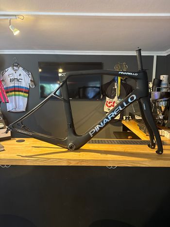 Gebrauchtes Pinarello X5 SHIMANO 105 Di2 2026 Frameset 2026 Road & Gravel