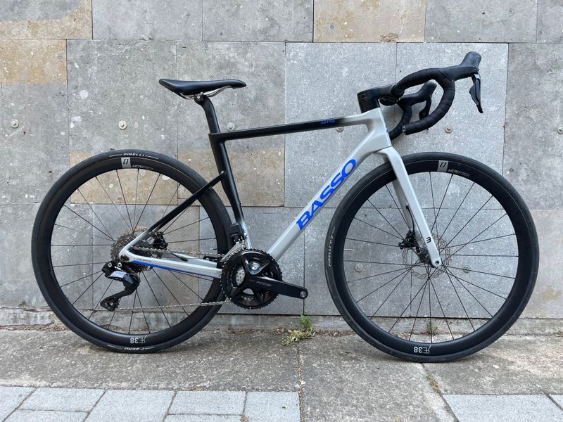 Gebrauchtes Basso Astra Disc Road Bike Shimano 105 Di2 2025 Road & Gravel