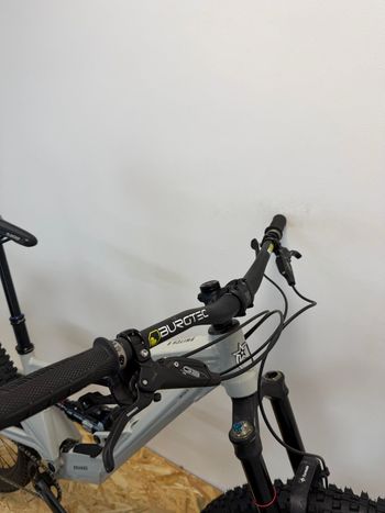 Orange Custom Shimano Deore 2026 Mountainbike de segunda mano, Blanco — imagen 2 de 5