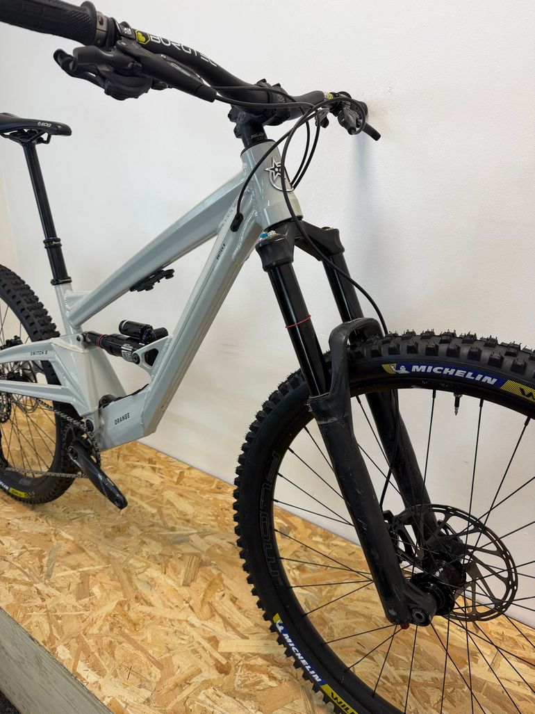 Orange Custom Shimano Deore 2026 Mountainbike de segunda mano, Blanco — imagen 5 de 5