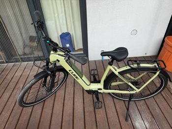 Used CUBE KATHMANDU HYBRID, SLX 750 2024 2024 Urban & Touring