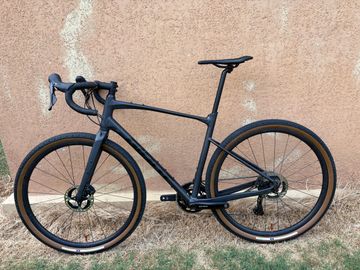 Used Giant Revolt 0 2025 2025 Road & Gravel, Light Gray — image 3 of 5