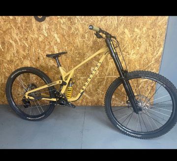 Used Commencal SUPREME DH V5 OHLINS EDITION 2025 2025 MTB
