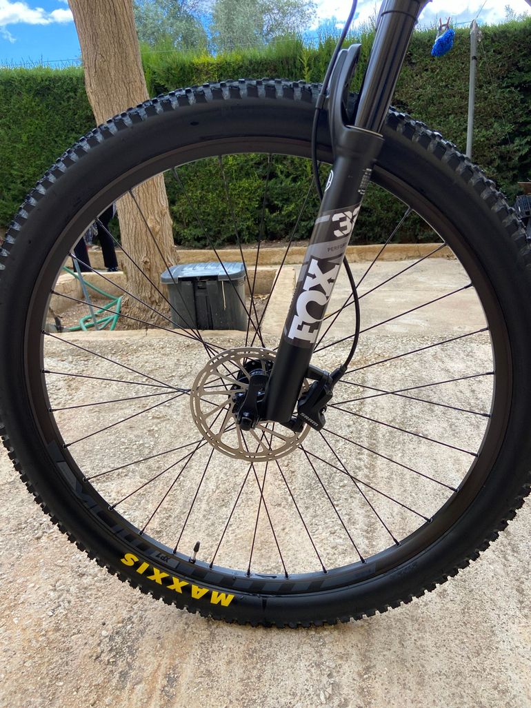 Gebrauchtes Mondraker CHRONO R 2023 2023 Mountainbike, Hellgrau, 29 — Bild 7 von 8