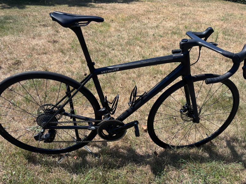 Used Specialized Aethos Comp - Rival eTap AXS 2023 2023 Road & Gravel