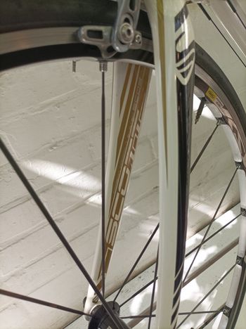 Scott Addict R3 2011 Road & Gravel usato, Bianco — immagine 14 di 23